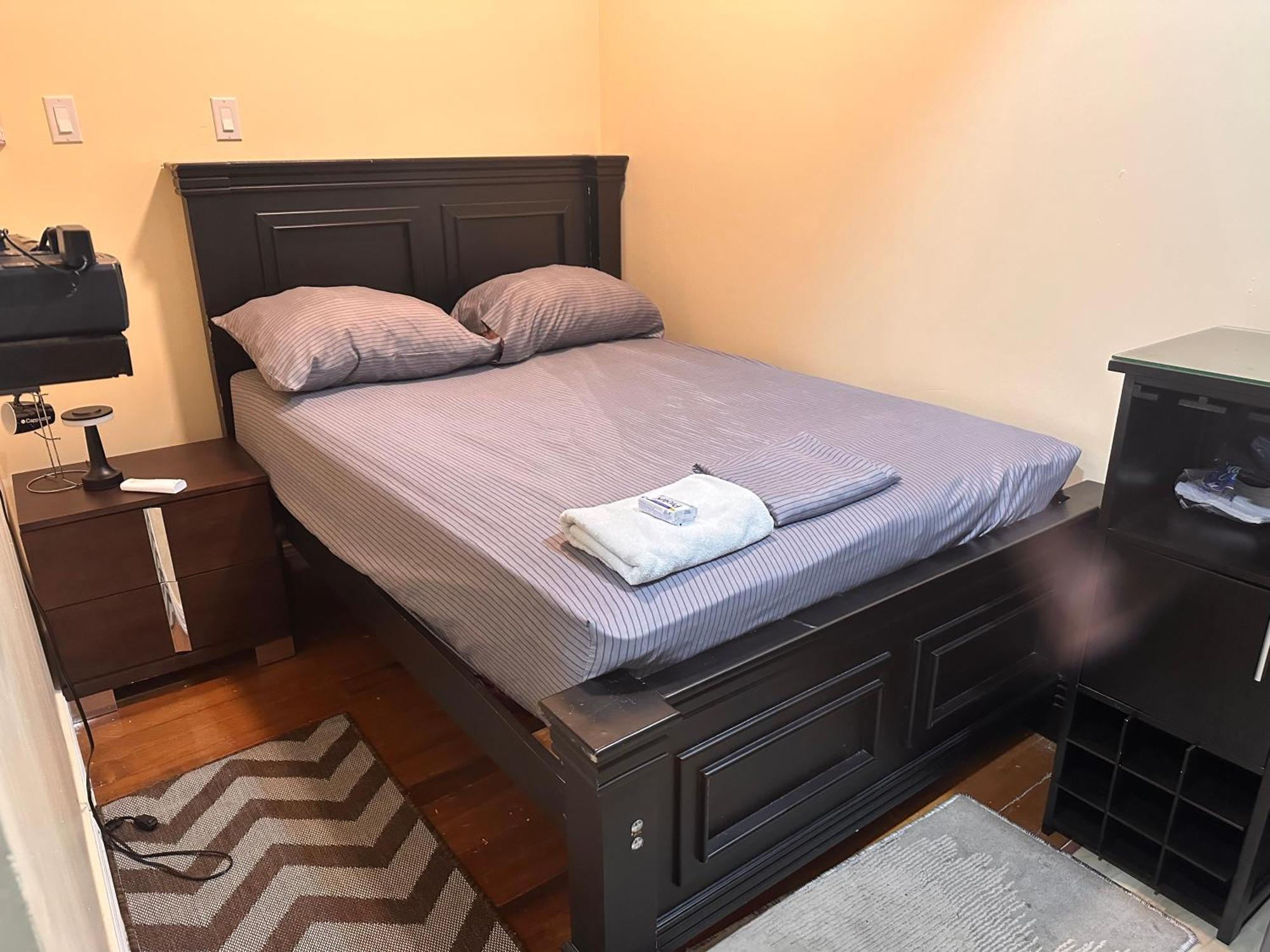 Hollywood Guesthouse จอร์จทาวน์ ภายนอก รูปภาพ